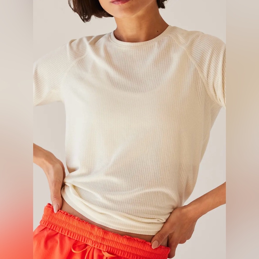 Outdoor Voices Milk Stone ThinkFast Longsleeve - L